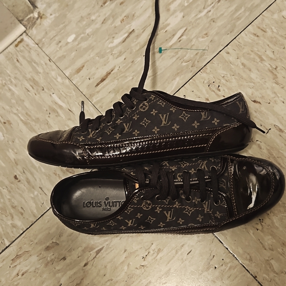 Louis vuitton Mules& Clogs - Picture 1 of 9